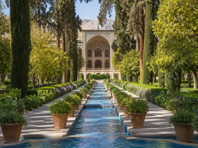 Le jardin perse : un paradis terrestre et architectural